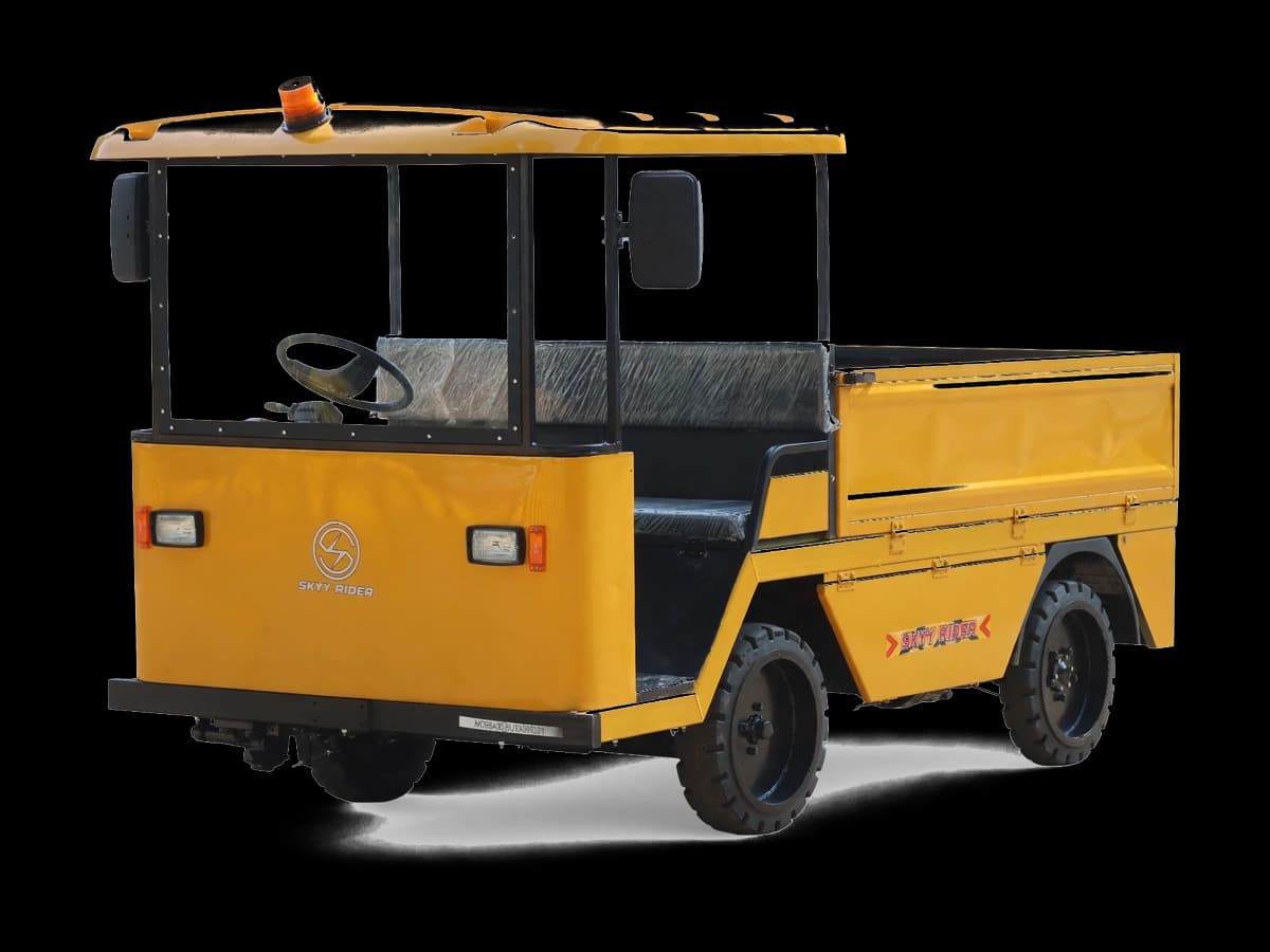 OPTIMUS Windshield Cabin Truck — photo 1 of 4